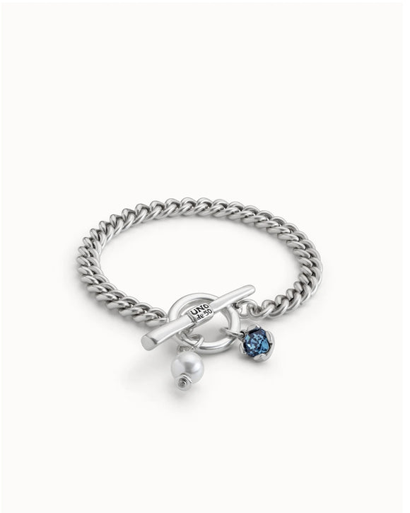 Two EXPEARLTIONAL Bracelet
