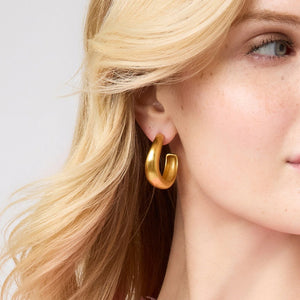 Wave Hoops, gold