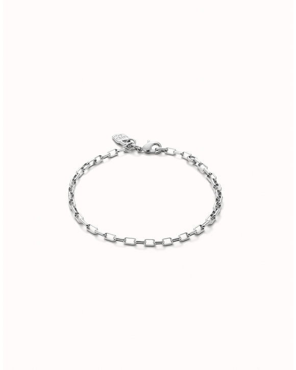 Bracelet with mid-sized links (silver or gold)