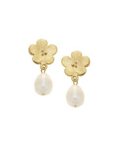 Poppy Pearl Earrings