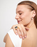 Square-Shaped Finish and Gray Ring (gold)