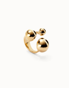 3 Bubble-shaped rings (gold or silver)