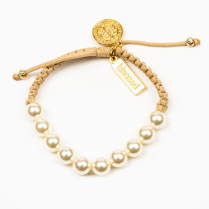 Radiant Pearl Bracelet (BR00082-G-WP-131)
